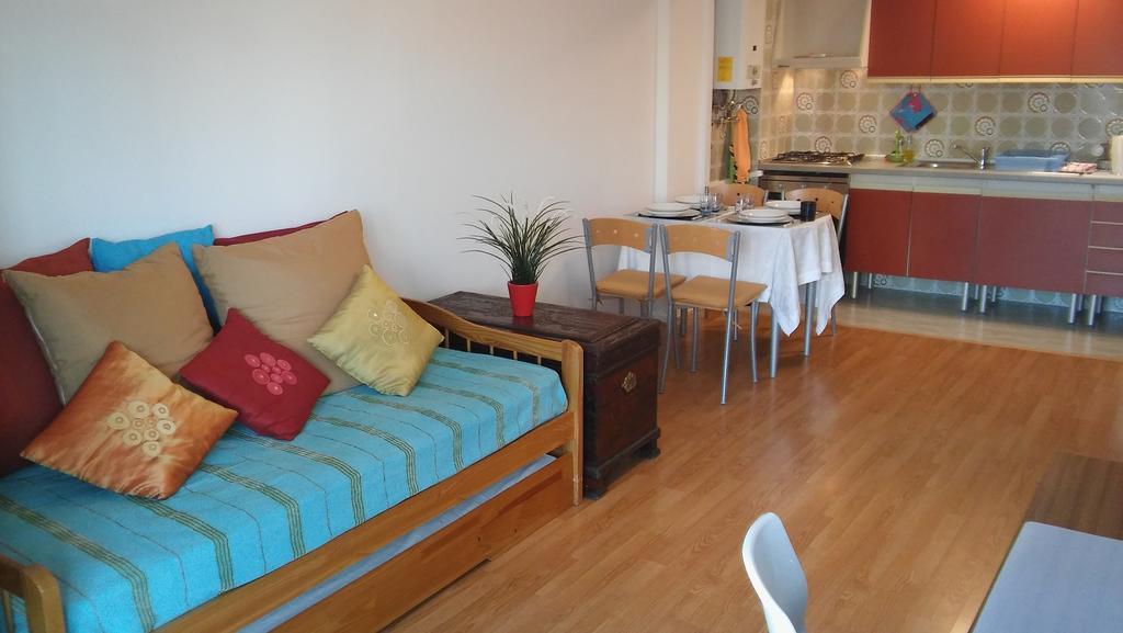 Zen Newton Apartment